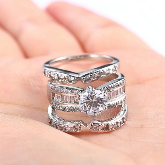 18k White Gold 3 Piece Ring Set 7mm AAA CZ - Picture 3 of 6